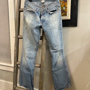 Armani Exchange Vintage Mid-Rise Bootcut Jeans – Women’s 6 Short (2002)